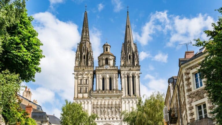 La cathédrale Saint-Maurice dans la ville d'Angers